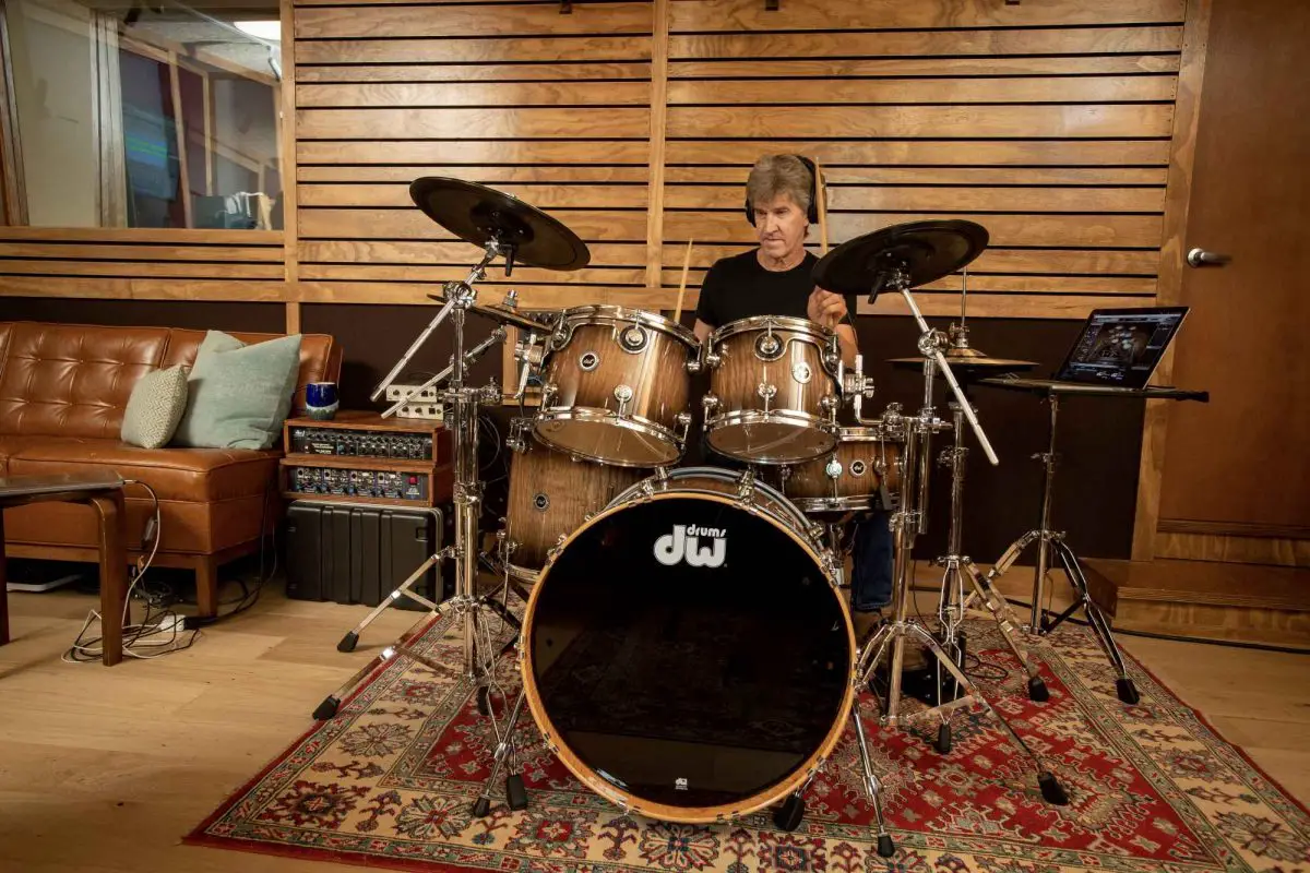 Chad Wackerman performing on the new DWe electronic drum kit